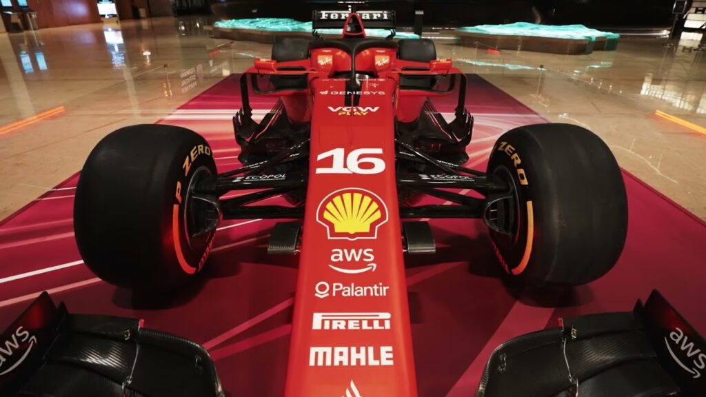 Marina Bay Sands roars with Ferrari for F1 Singapore Grand Prix